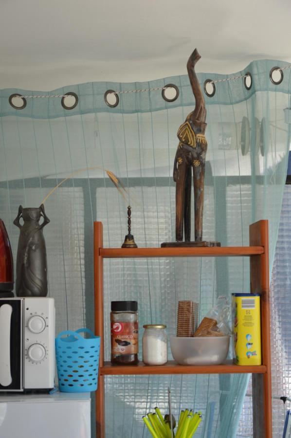 Habitaciones Compartidas En Un Apartamento سالو المظهر الخارجي الصورة
