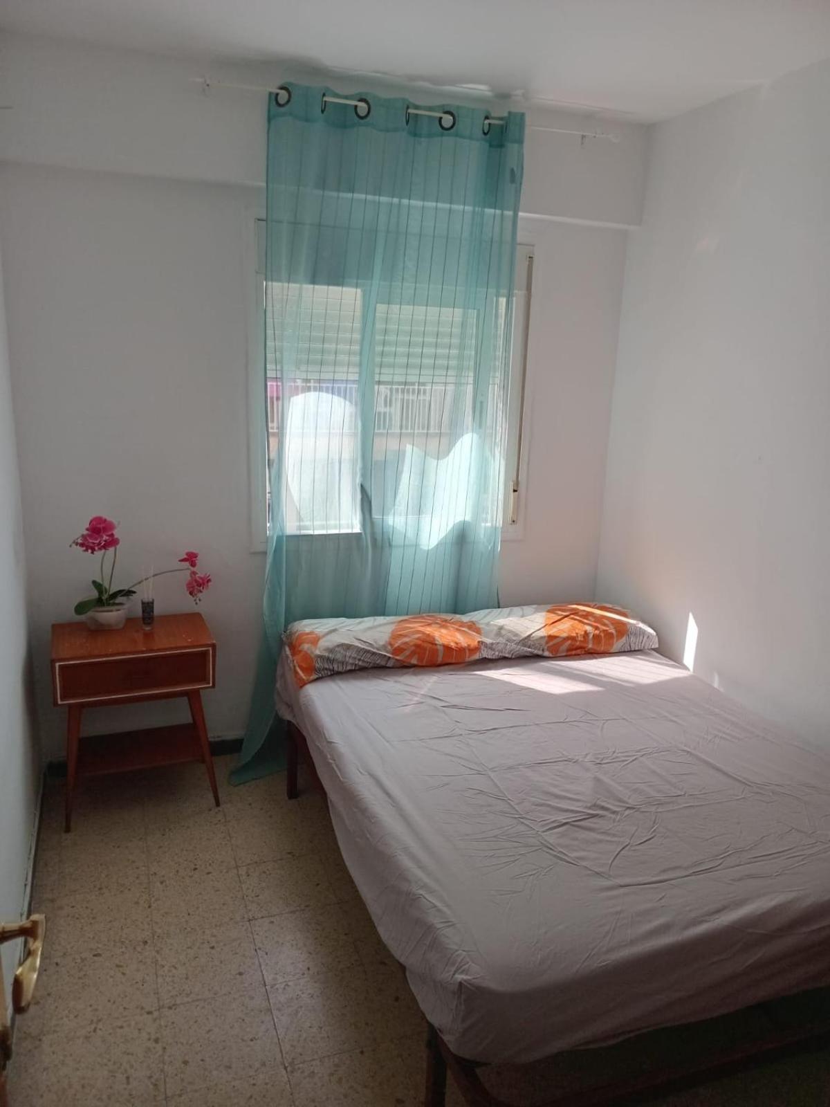 Habitaciones Compartidas En Un Apartamento سالو المظهر الخارجي الصورة